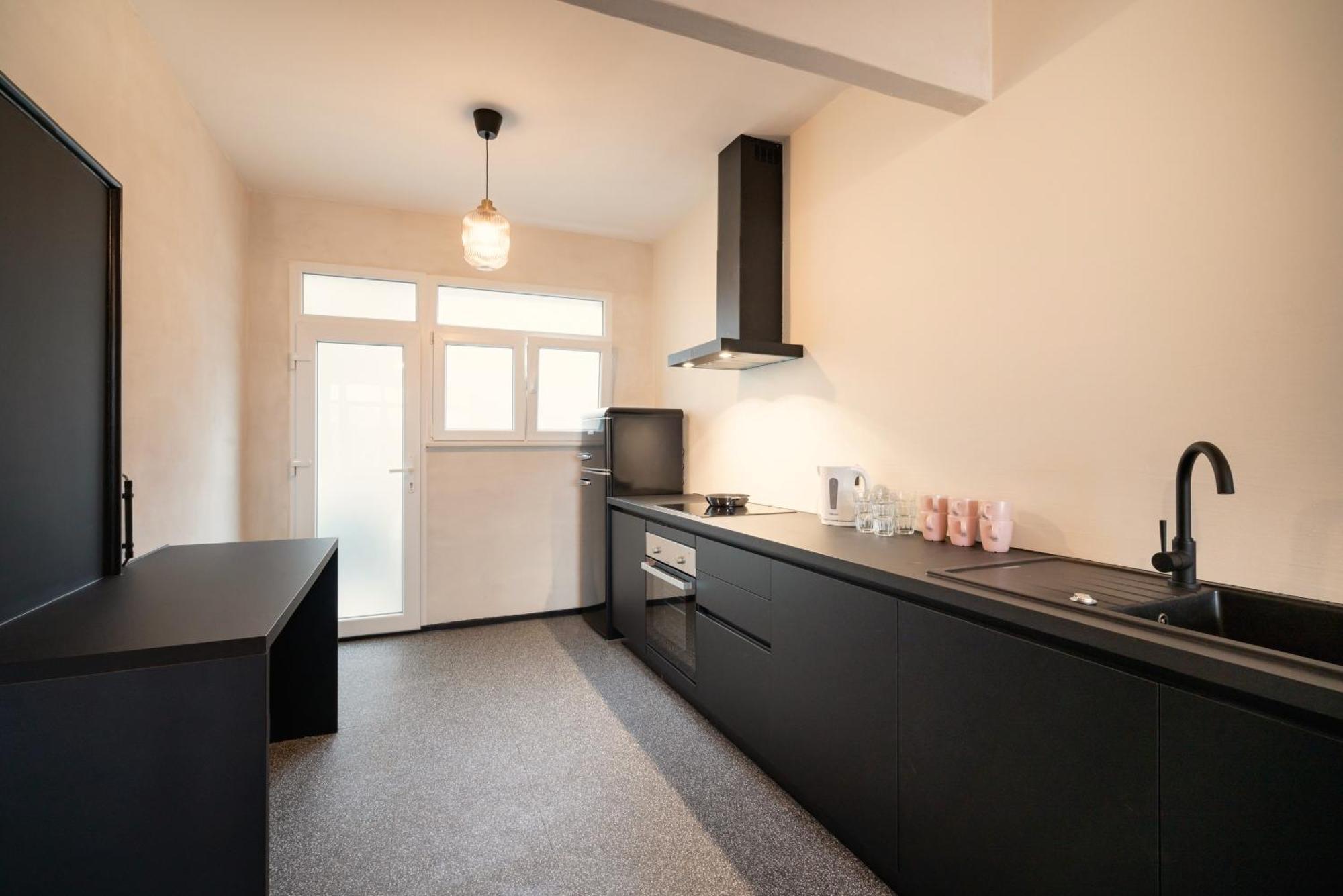 Antwerp City Center Two-Bedroom Apartments Exterior foto